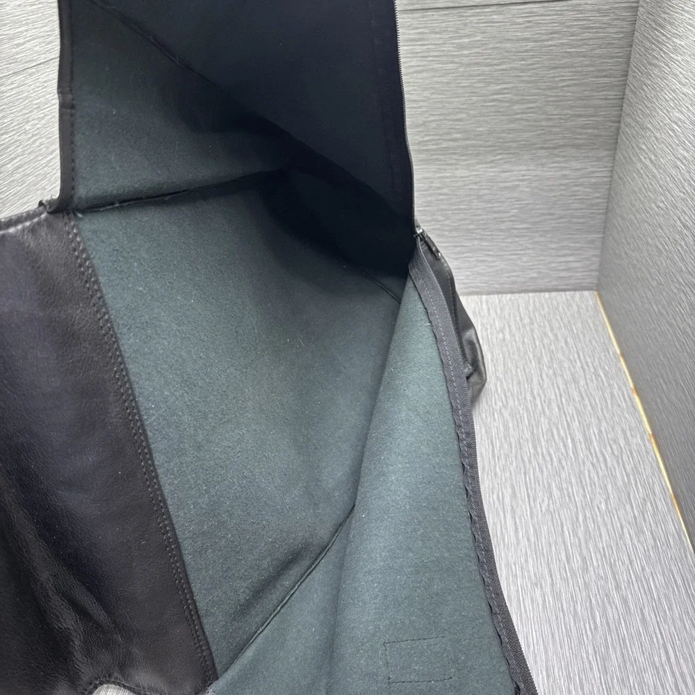Superfly Black Leather Flap Top Carry Bag Gear Storage Case Travel‎ Tote
